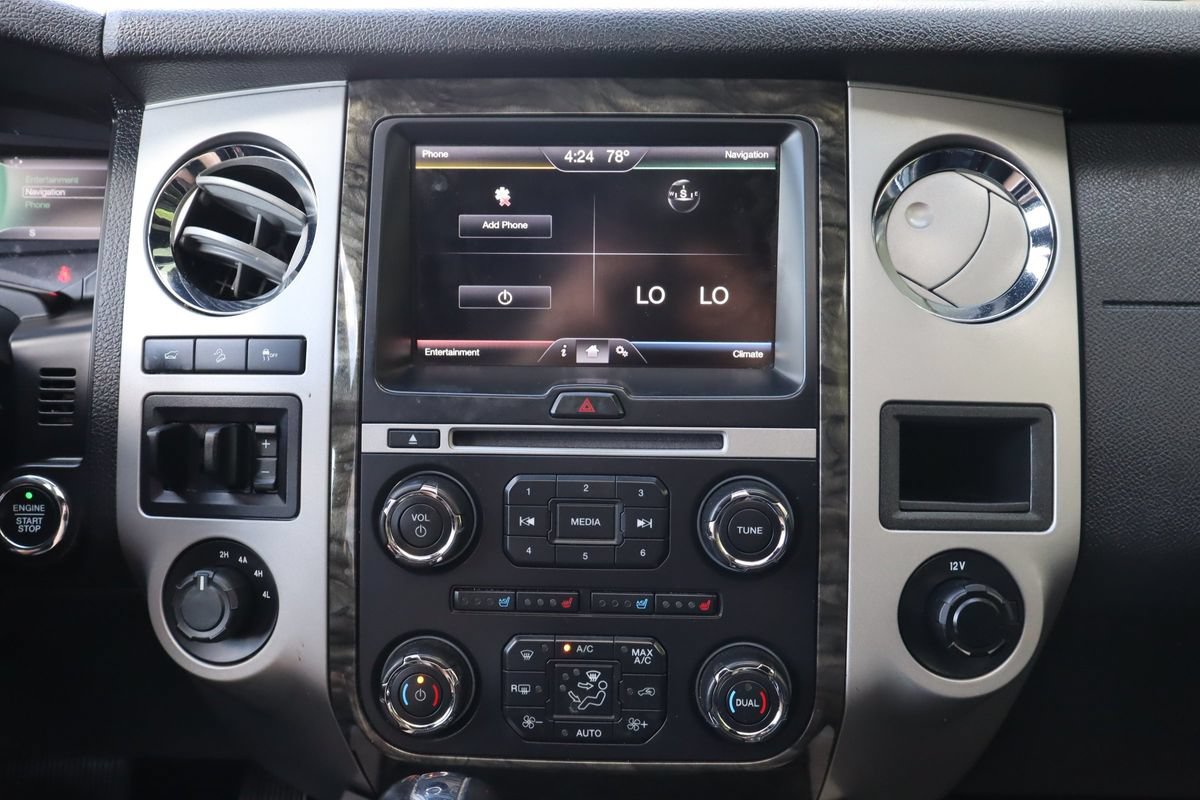 Used 2015 Ford Expedition Limited w/ Equipment Group 301A AWD/4WD image 36