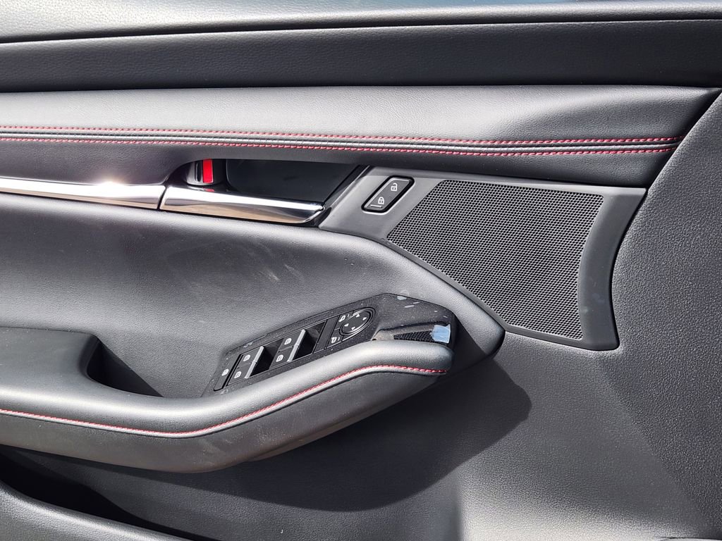 New 2026 MAZDA MAZDA3 Carbon image 13