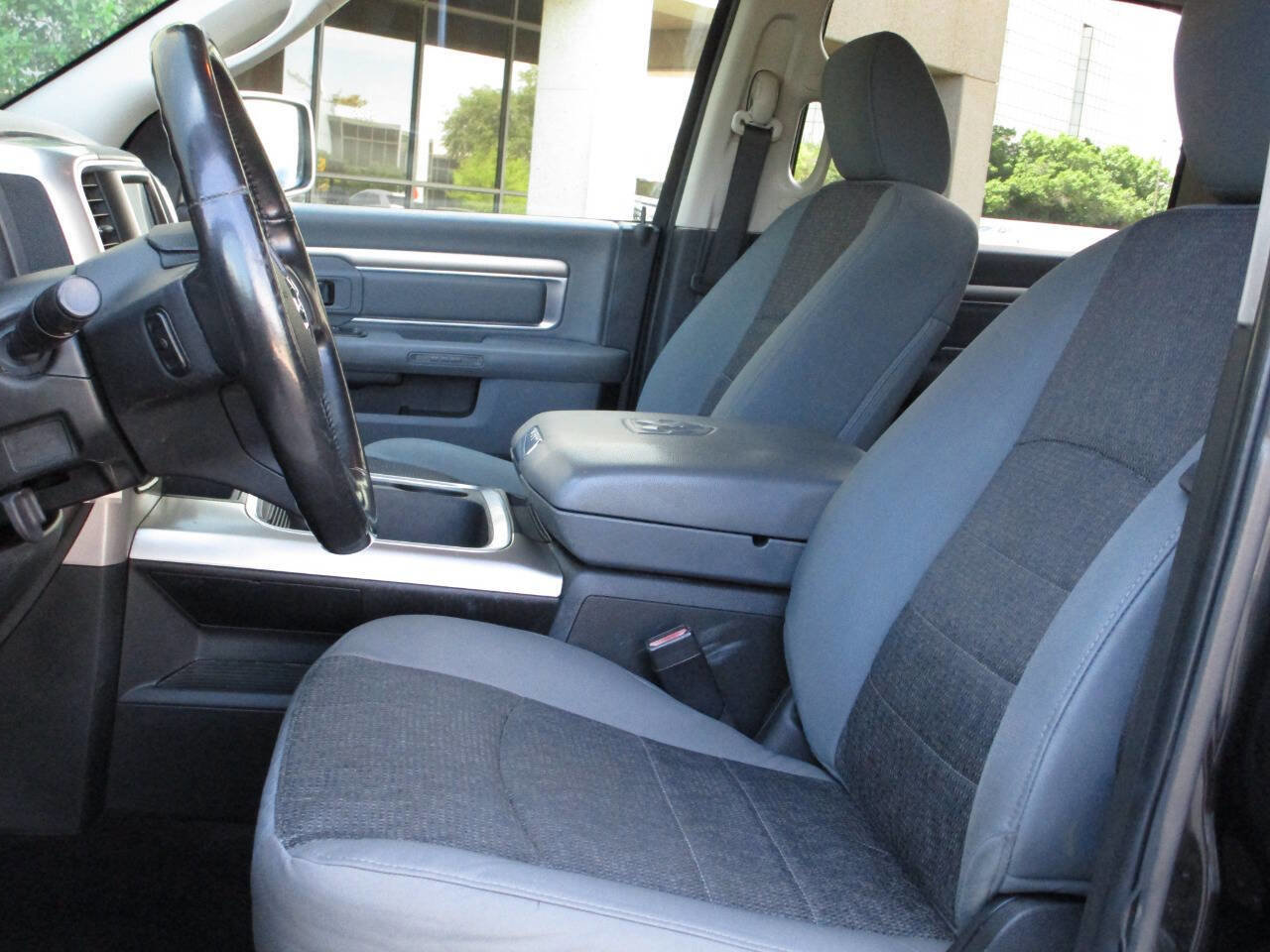 Used 2017 RAM 1500 Big Horn AWD/4WD image 8
