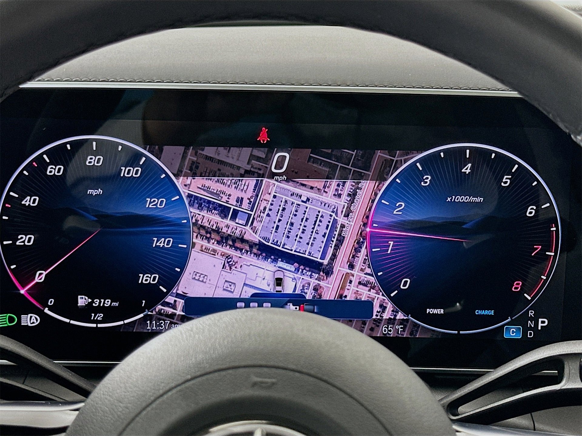 Used 2025 Mercedes-Benz GLC 300 4MATIC image 13