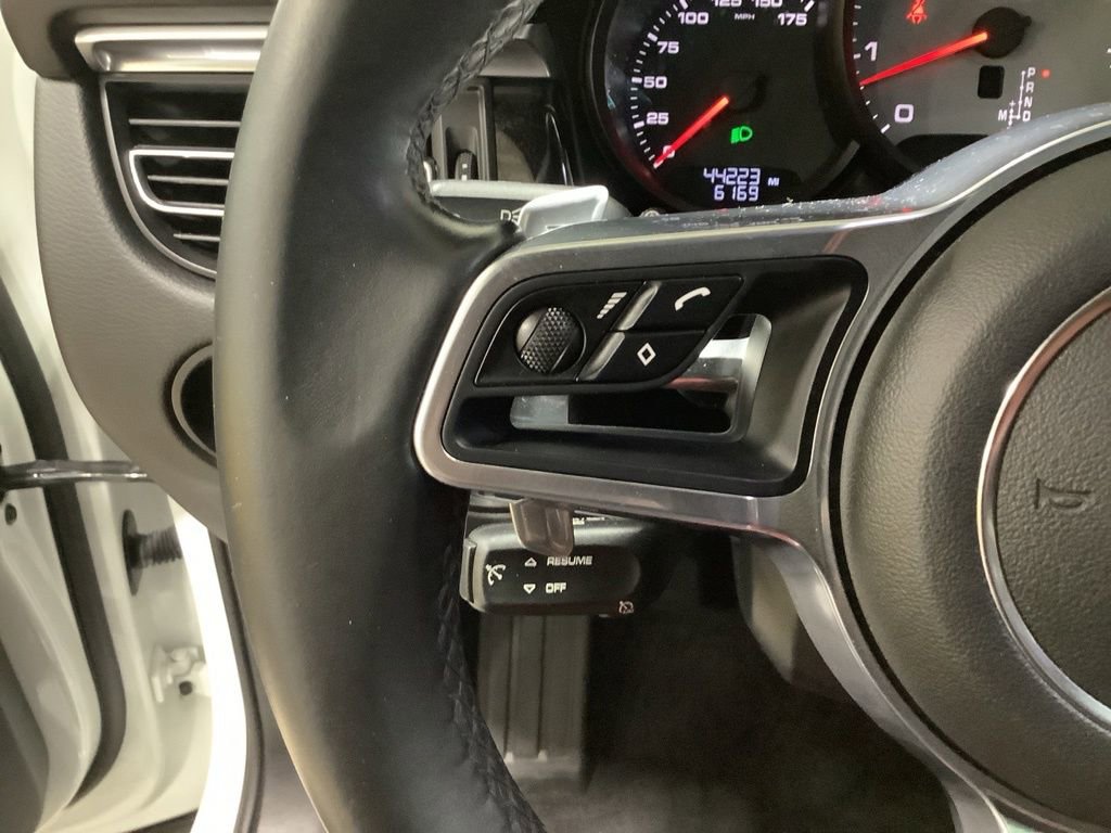 Used 2020 Porsche Macan S image 13