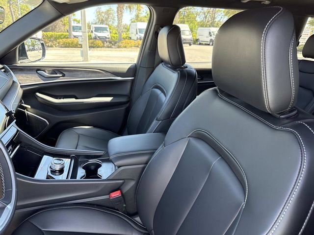 New 2026 Jeep Grand Cherokee L Limited image 21