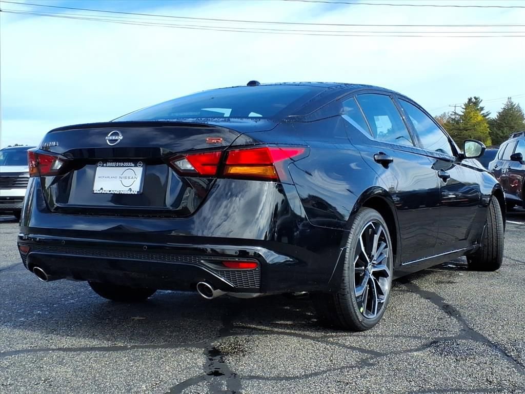 New 2025 Nissan Altima 2.5 SR w/ SR Premium Package image 4