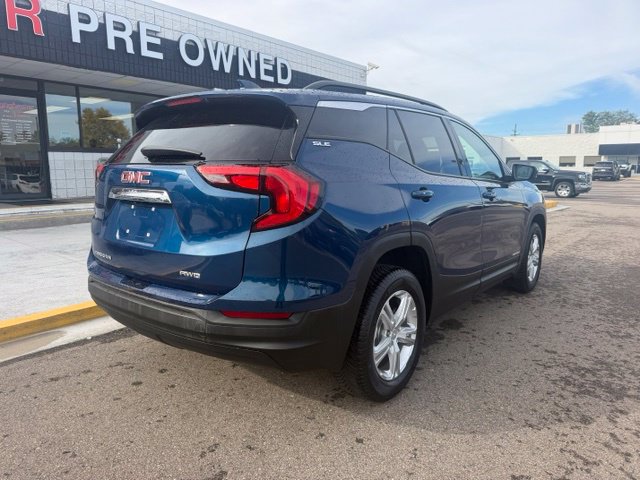 Used 2020 GMC Terrain SLE w/ Driver Convenience Package AWD/4WD image 7