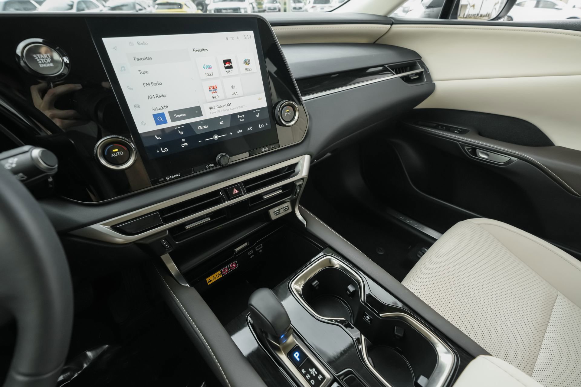 Used 2024 Lexus RX 350 FWD w/ Technology Package image 10