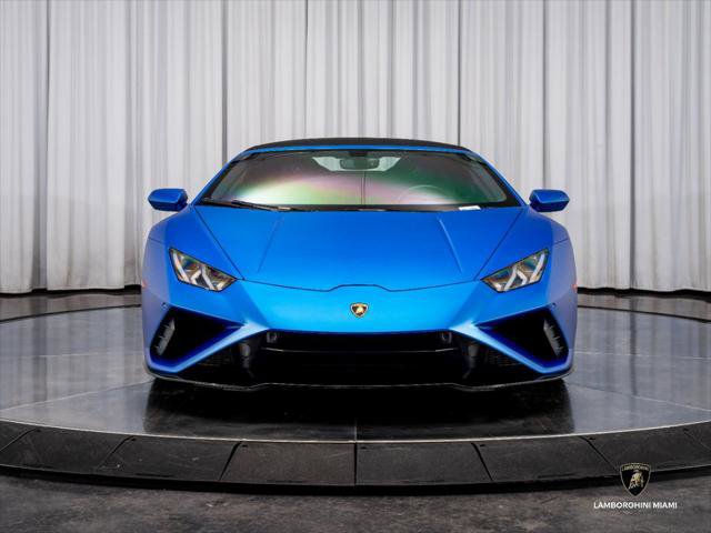 Used 2023 Lamborghini Huracan EVO RWD image 3