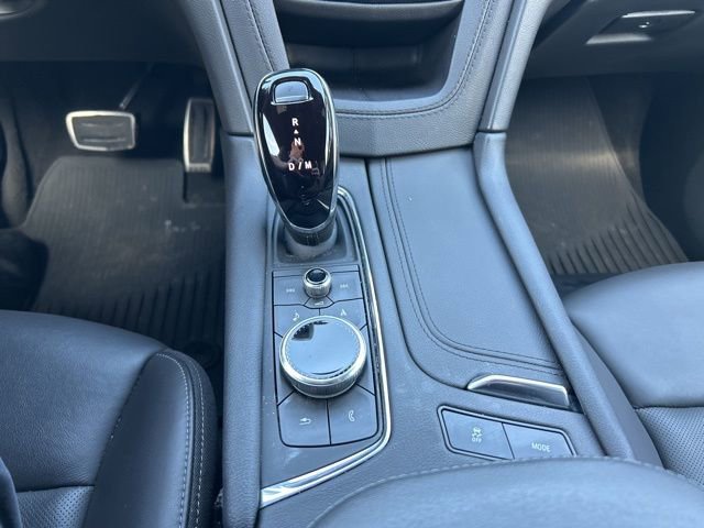 Certified 2024 Cadillac XT6 Sport w/ LPO, Floor Liner Package AWD/4WD image 16