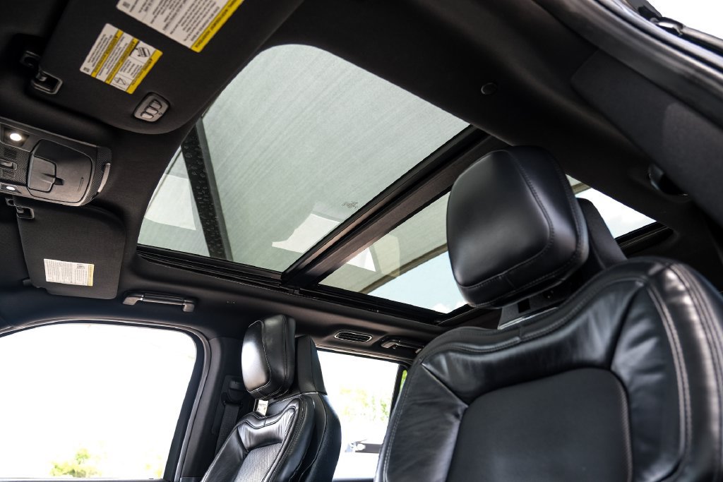 Used 2022 Lincoln Navigator Reserve AWD/4WD image 4