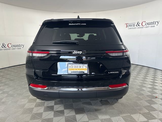 New 2025 Jeep Grand Cherokee Laredo X image 8