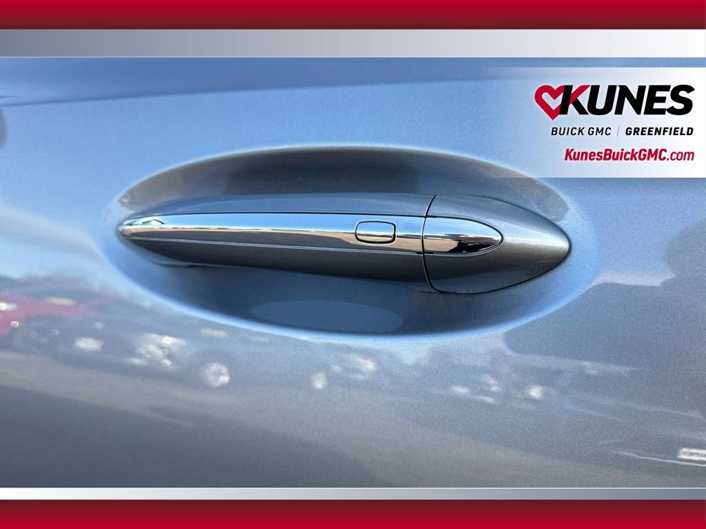 New 2026 Buick Envision Avenir image 13