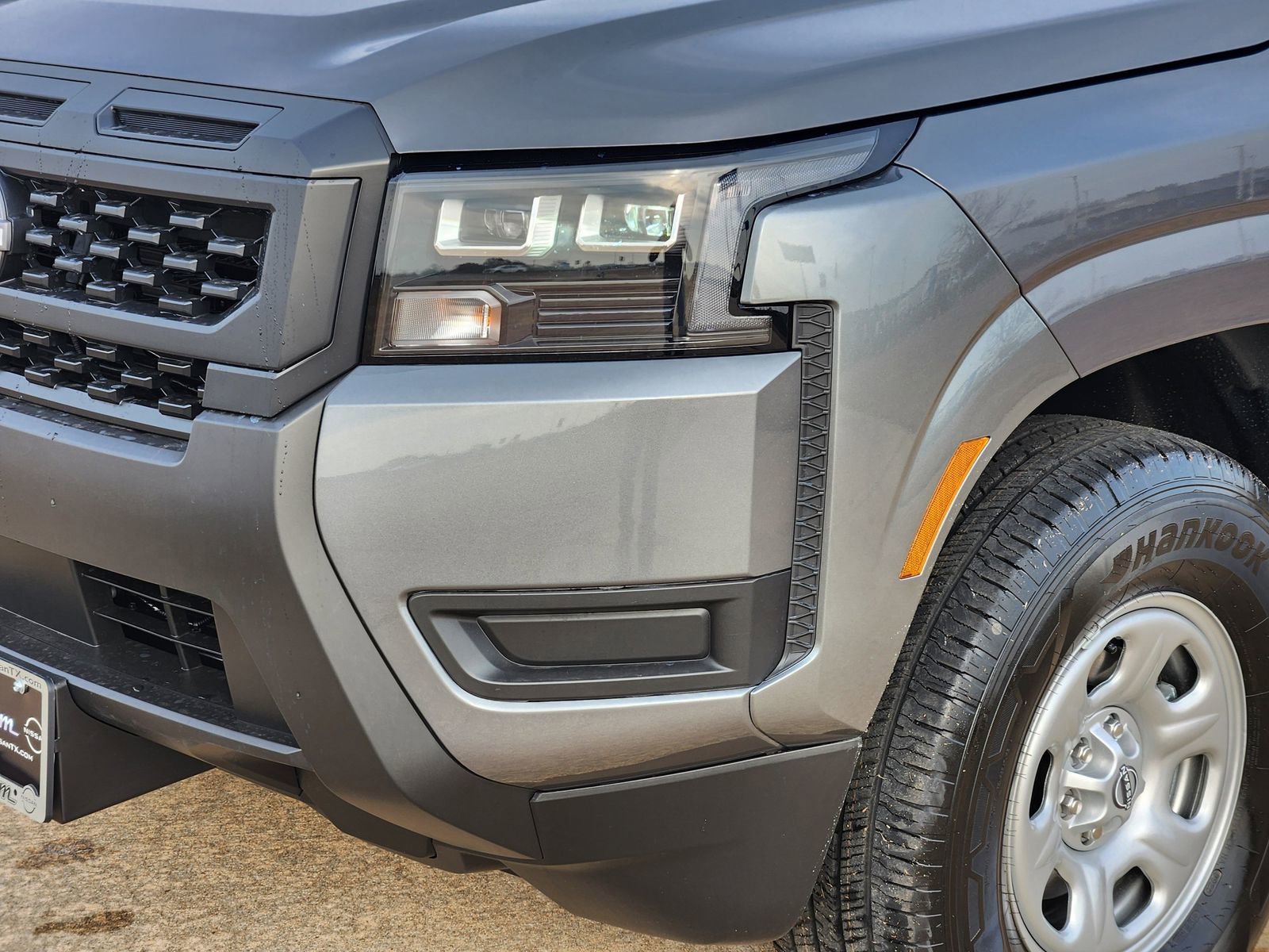 New 2026 Nissan Frontier S image 9