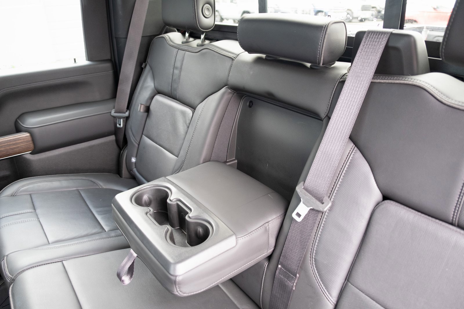 Used 2020 Chevrolet Silverado 3500 High Country w/ Technology Package image 22