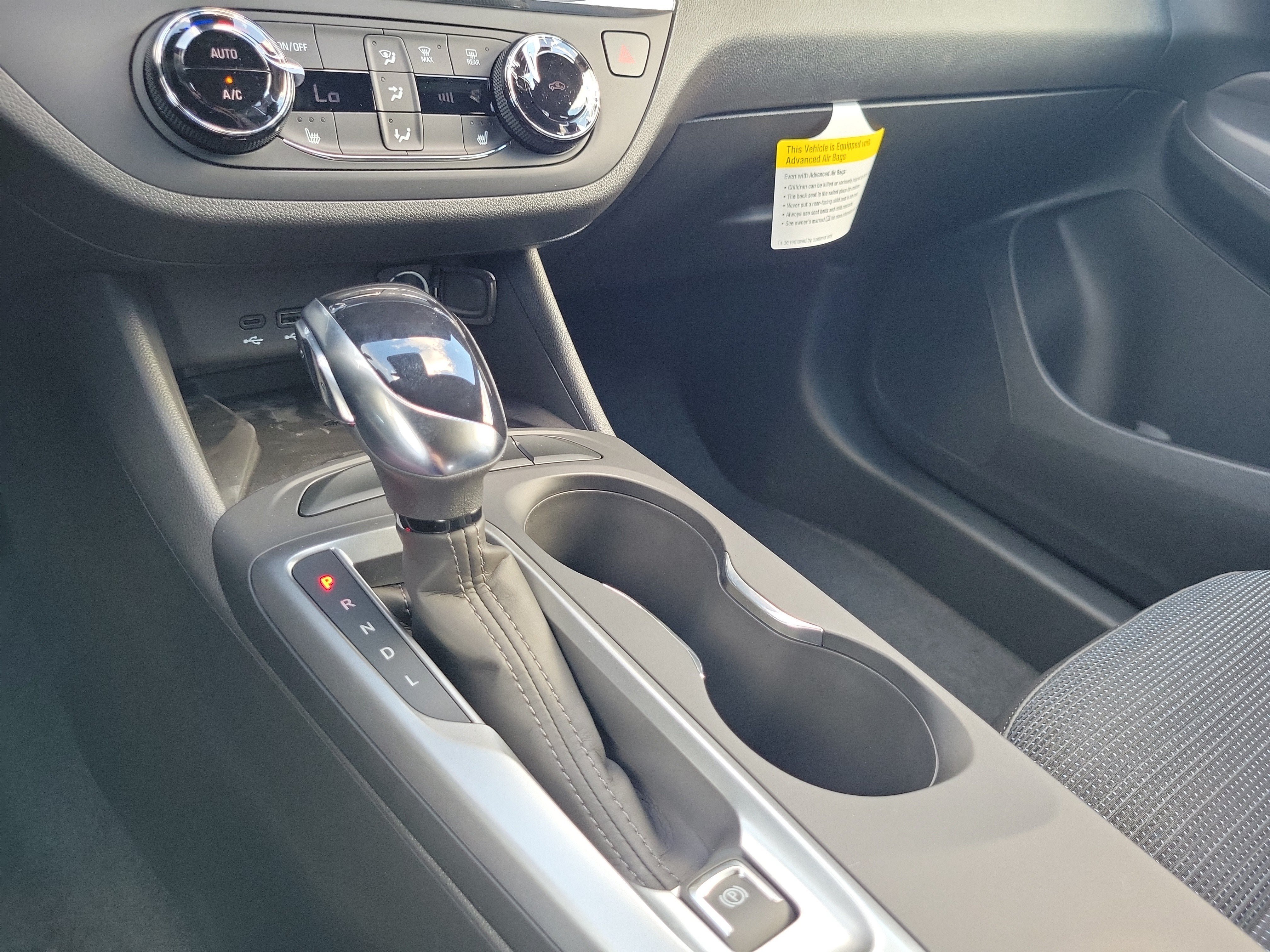 New 2026 Buick Envista Preferred w/ Convenience I Package FWD image 12