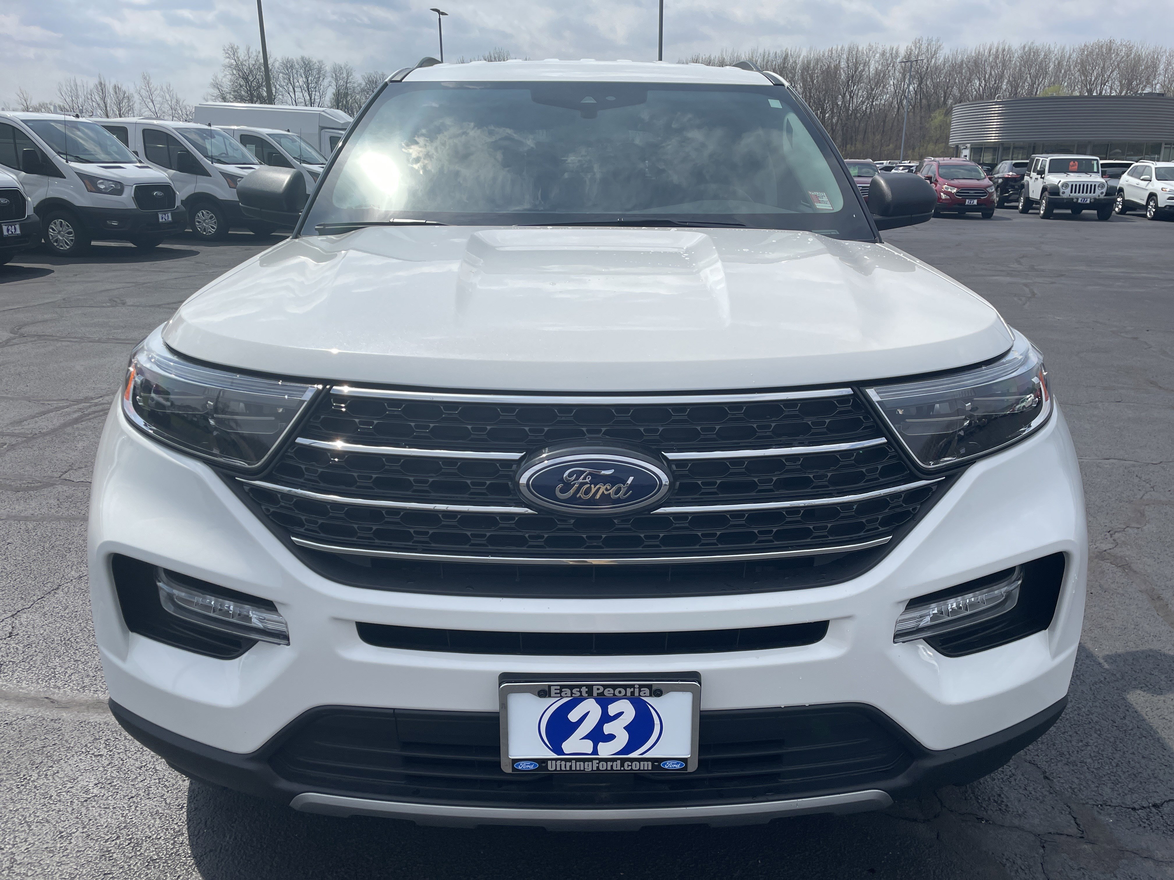 Used 2023 Ford Explorer XLT w/ Equipment Group 202A image 8