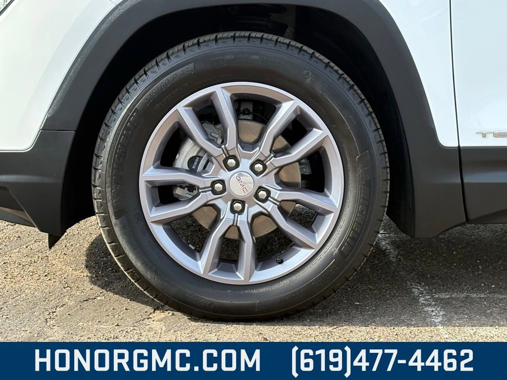 Used 2024 GMC Terrain SLT image 10