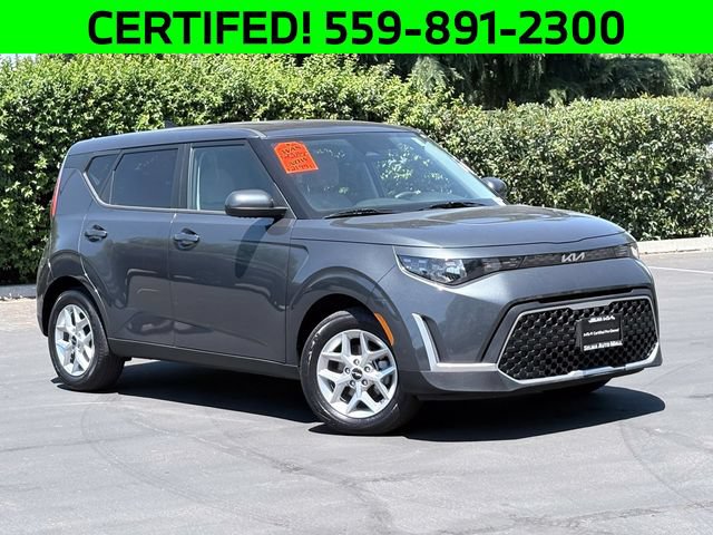 Certified 2025 Kia Soul LX w/ LX Technology Package FWD image 2