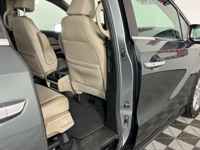 Used 2019 Honda Odyssey EX-L image 32