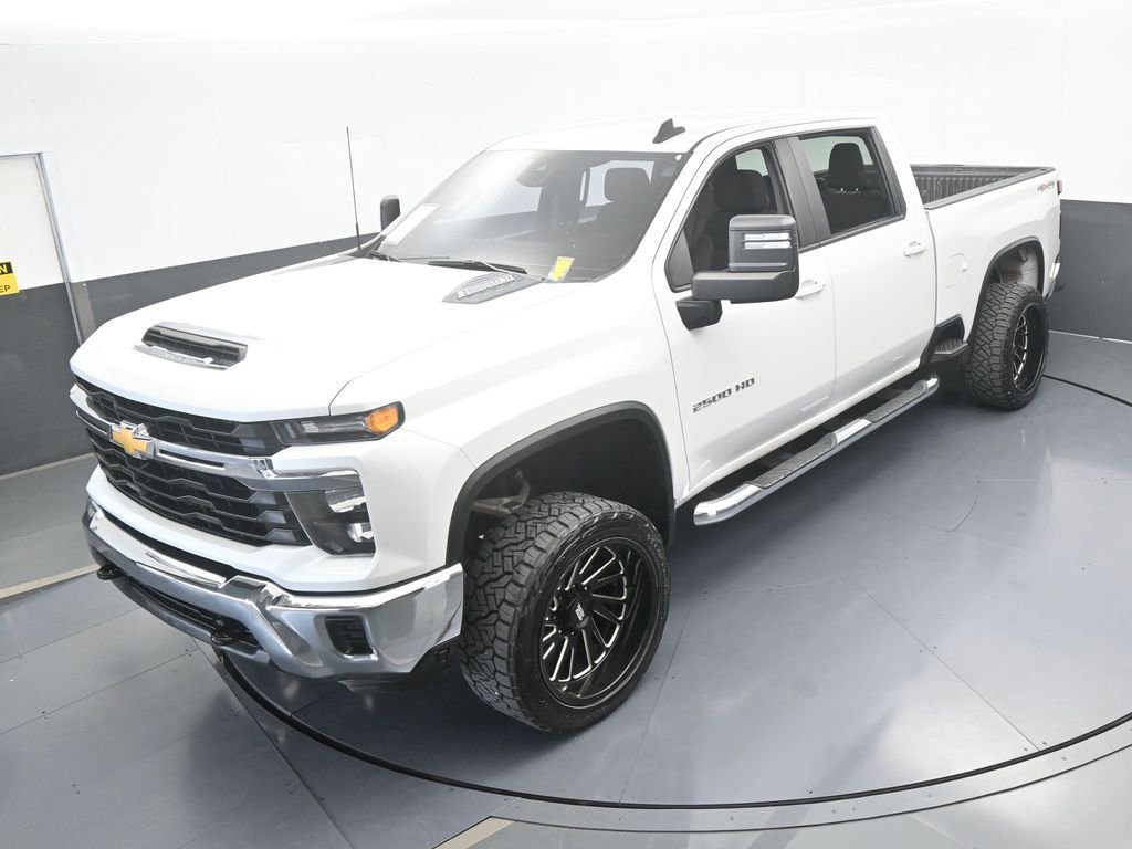 Used 2024 Chevrolet Silverado 2500 LT image 50