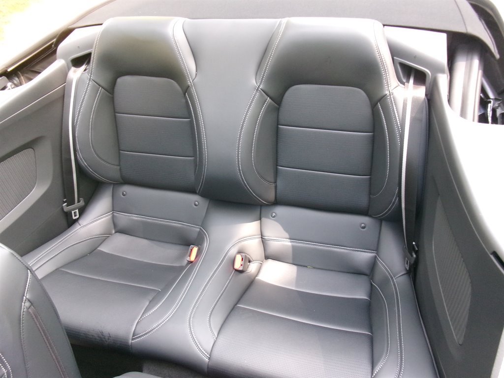 Used 2025 Ford Mustang Premium RWD image 20