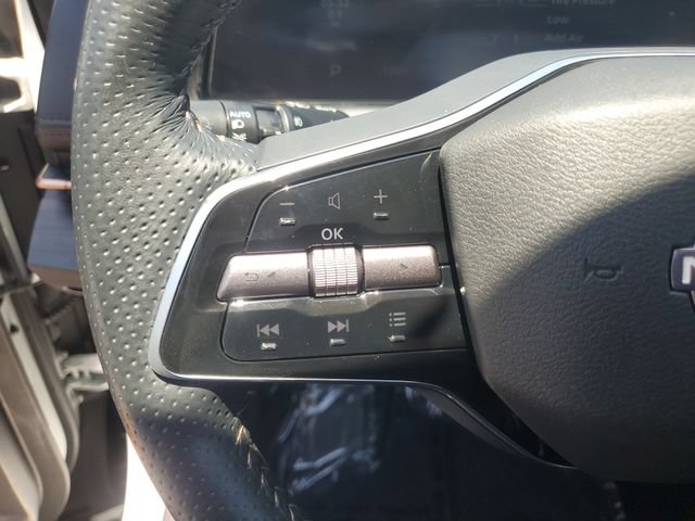 Certified 2023 Nissan Ariya FWD image 19