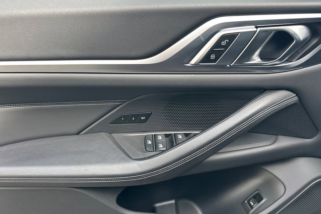 Used 2023 BMW i4 eDrive35 image 10