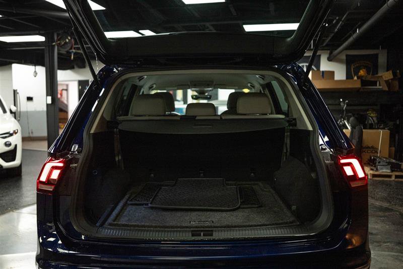 Used 2022 Volkswagen Tiguan SE image 7