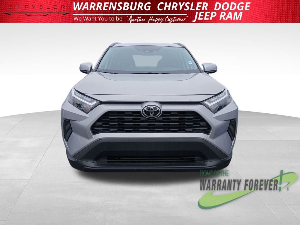 Used 2025 Toyota RAV4 XLE image 10