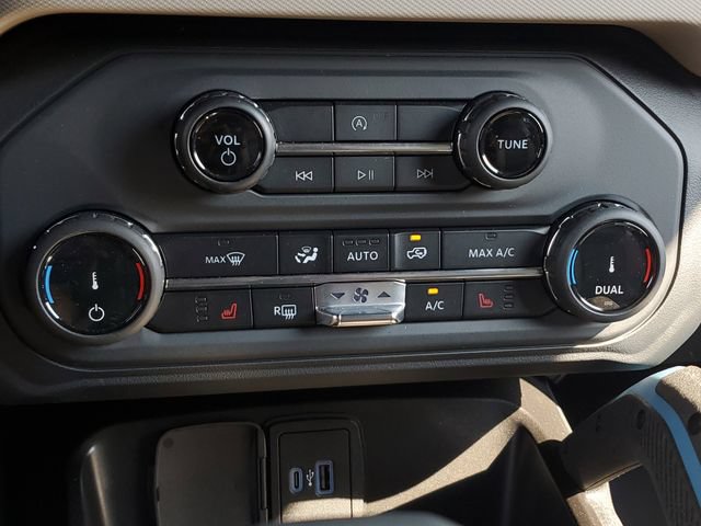 Used 2022 Ford Bronco Wildtrak AWD/4WD image 28