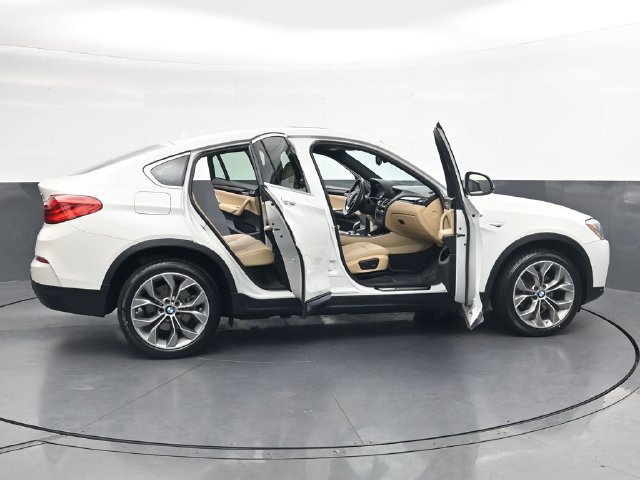 Used 2018 BMW X4 xDrive28i AWD/4WD image 36