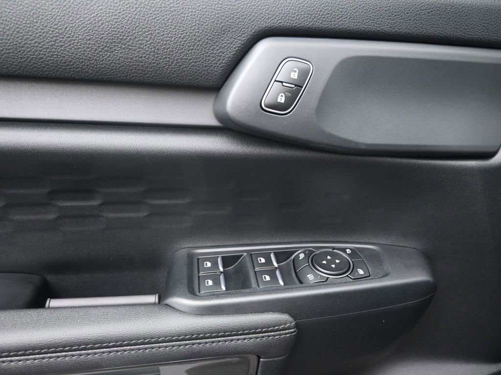 New 2025 Ford Ranger XLT w/ Equipment Group 301A High image 17