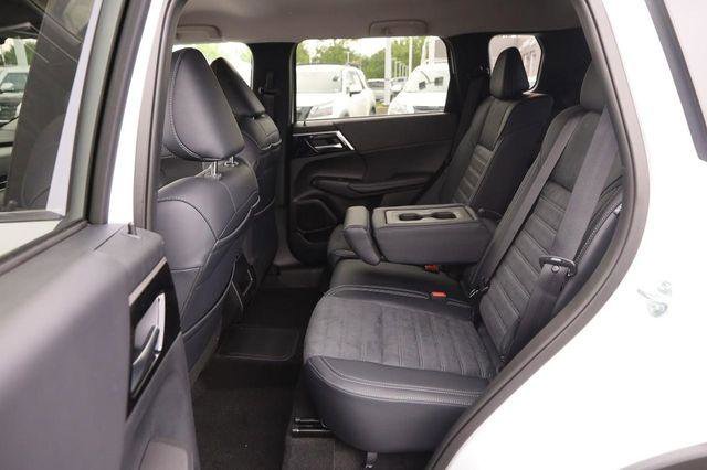 New 2026 Nissan Rogue SL AWD/4WD image 10