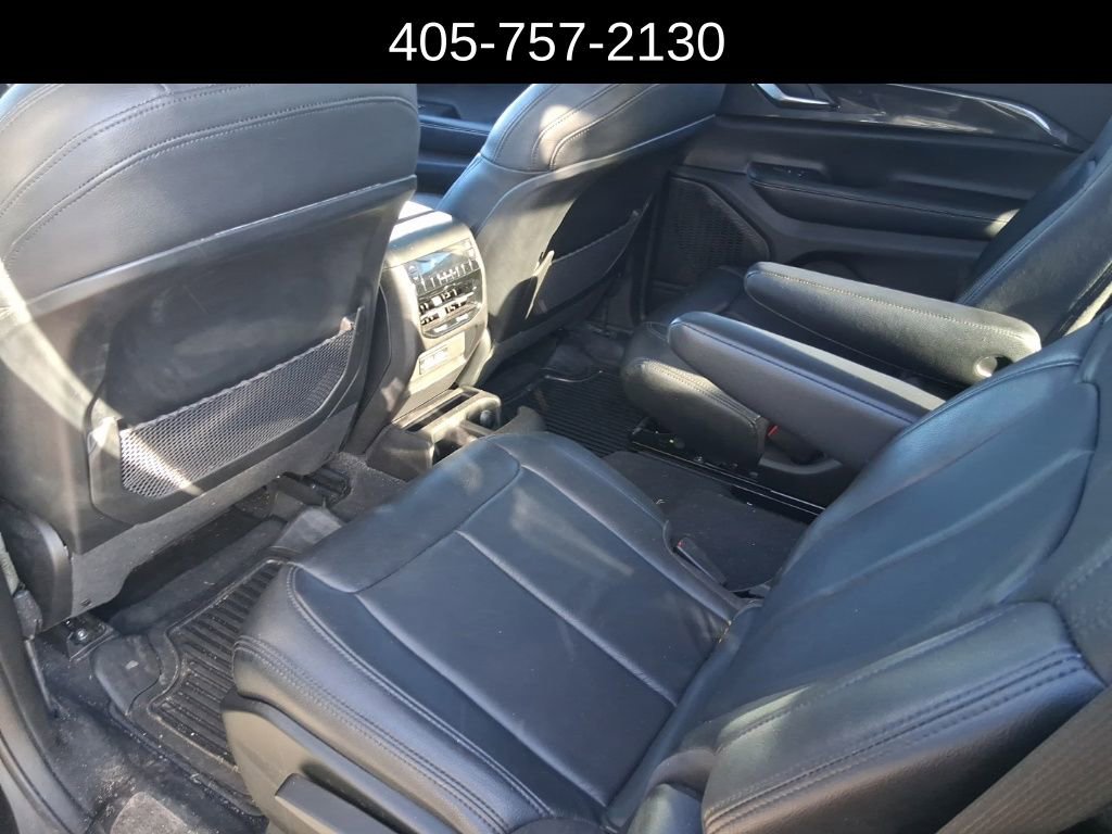 Used 2023 Jeep Grand Cherokee L Laredo w/ Trailer Tow Group (B) image 6