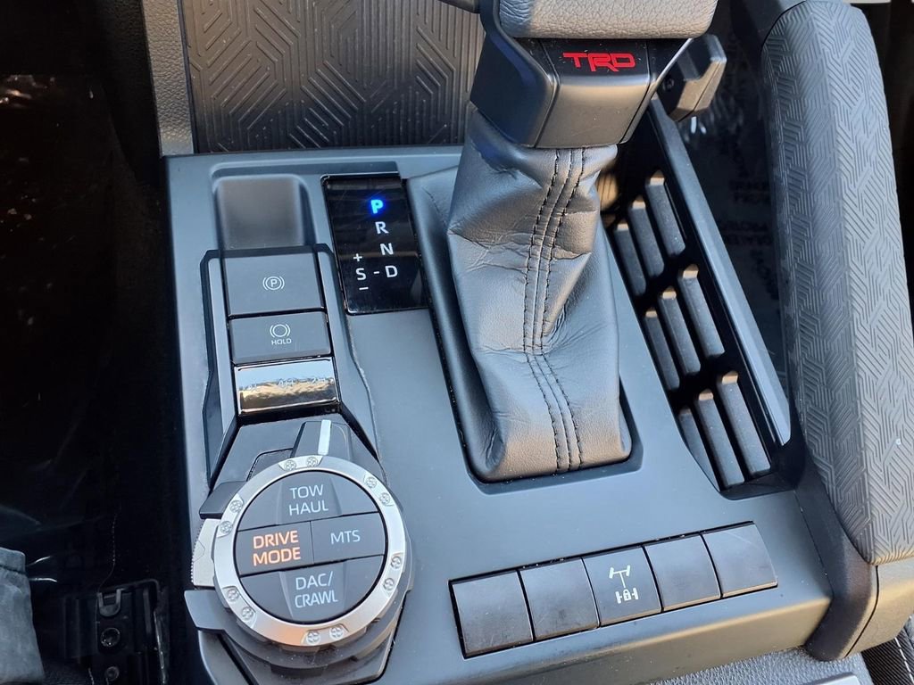 Used 2025 Toyota Tacoma SR5 image 12