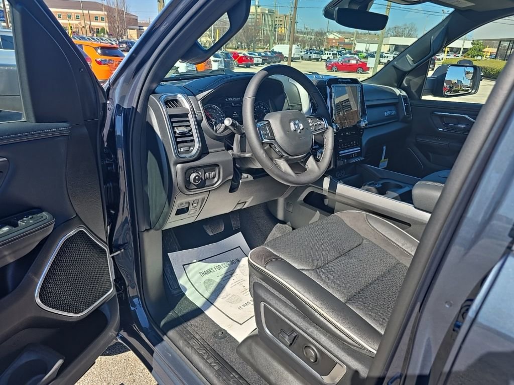New 2026 RAM 1500 Laramie AWD/4WD image 12