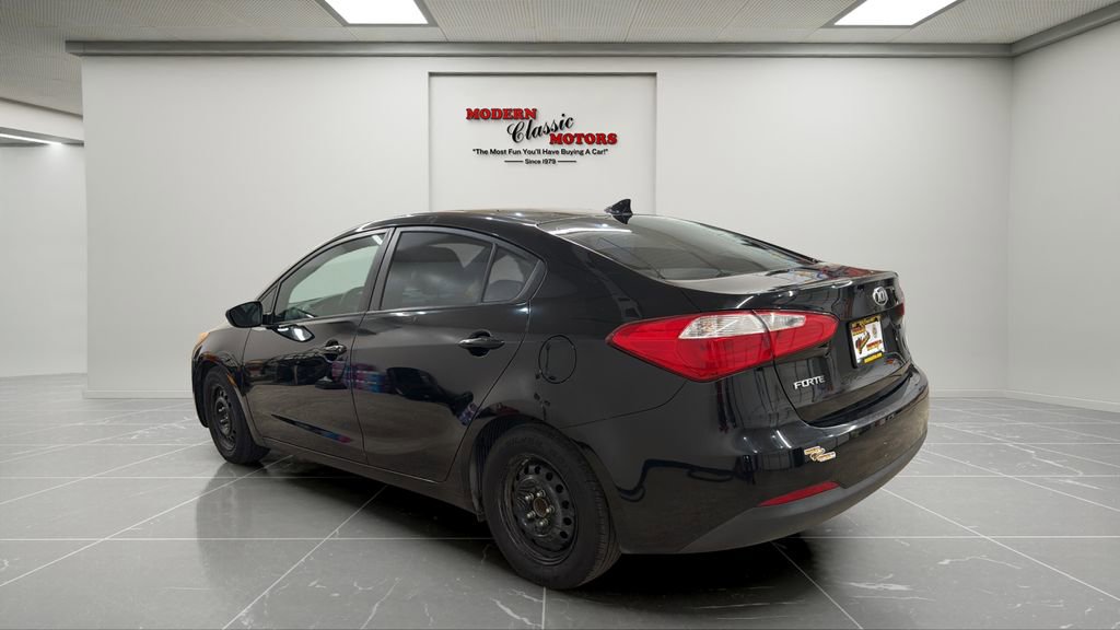 Used 2015 Kia Forte LX FWD image 3