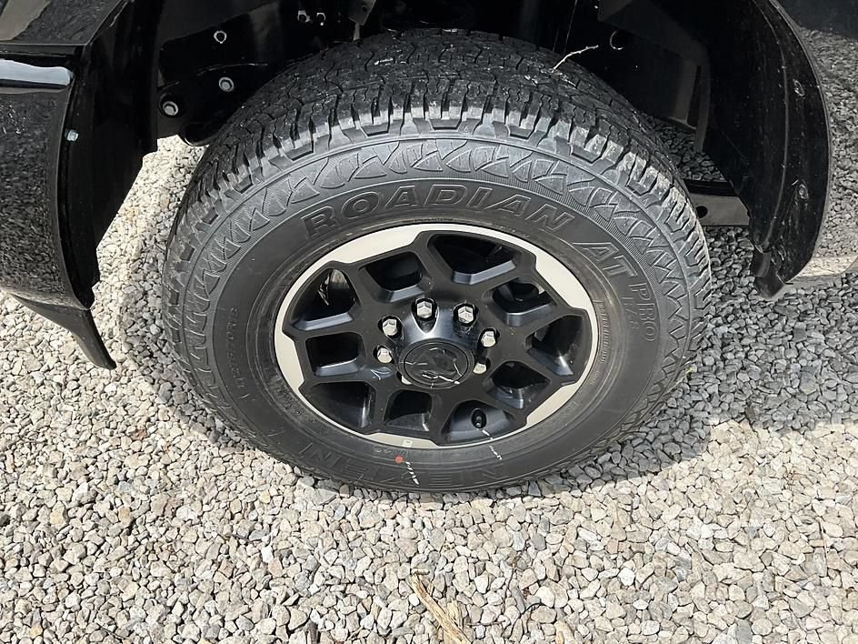 New 2026 RAM 3500 Big Horn w/ Laramie Trim Package AWD/4WD image 9