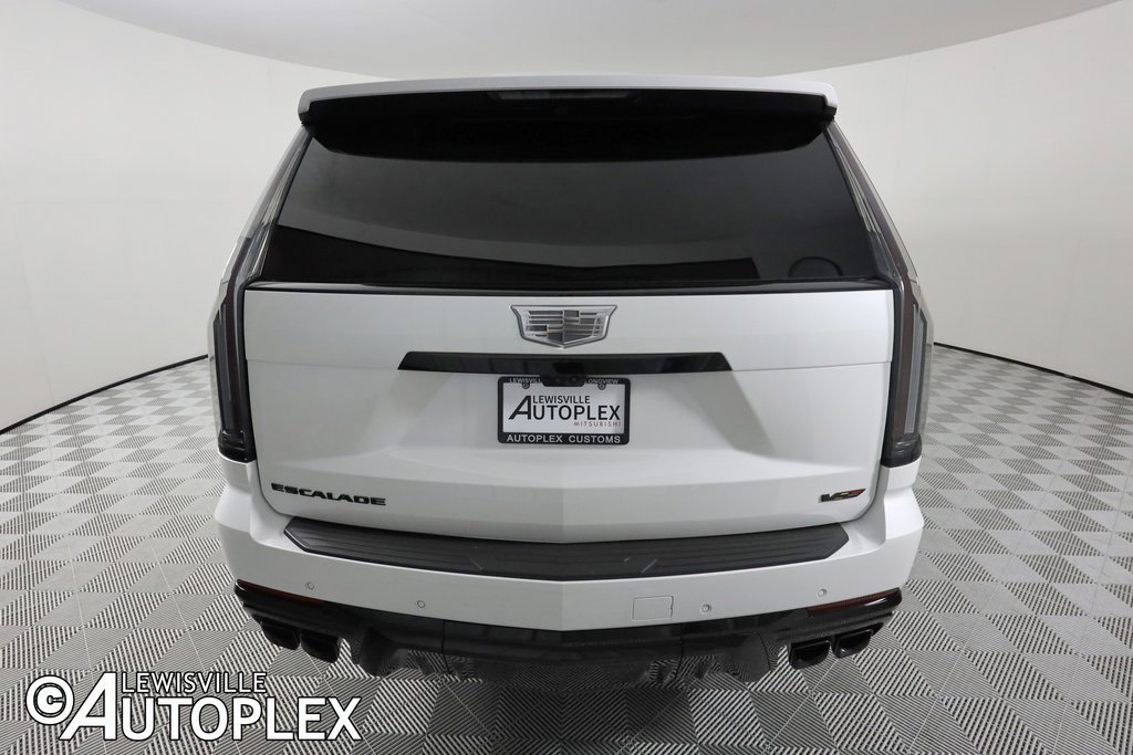 Used 2025 Cadillac Escalade V w/ LPO, ONYX Package image 7