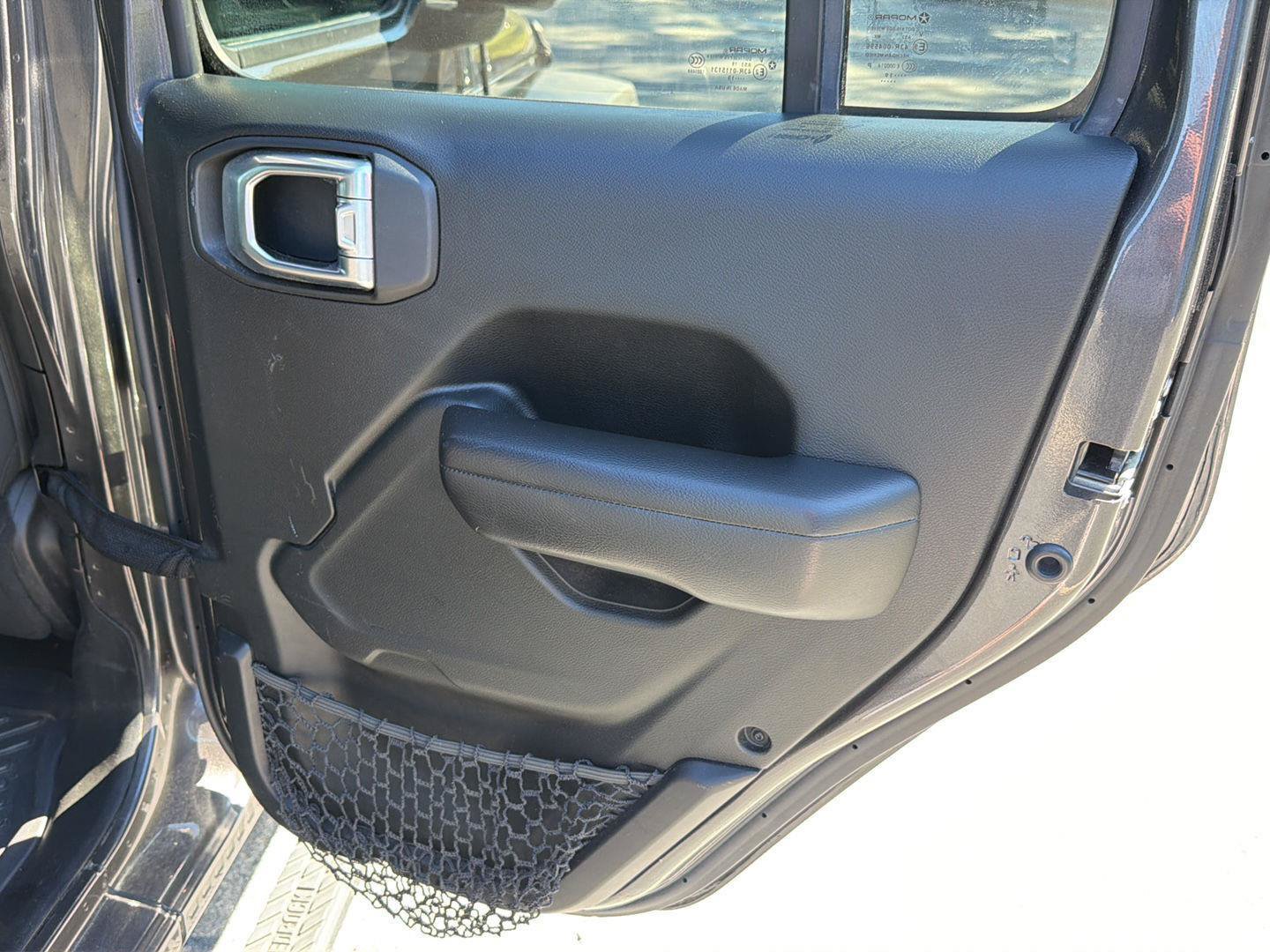 Used 2019 Jeep Wrangler Unlimited Sport S AWD/4WD image 15
