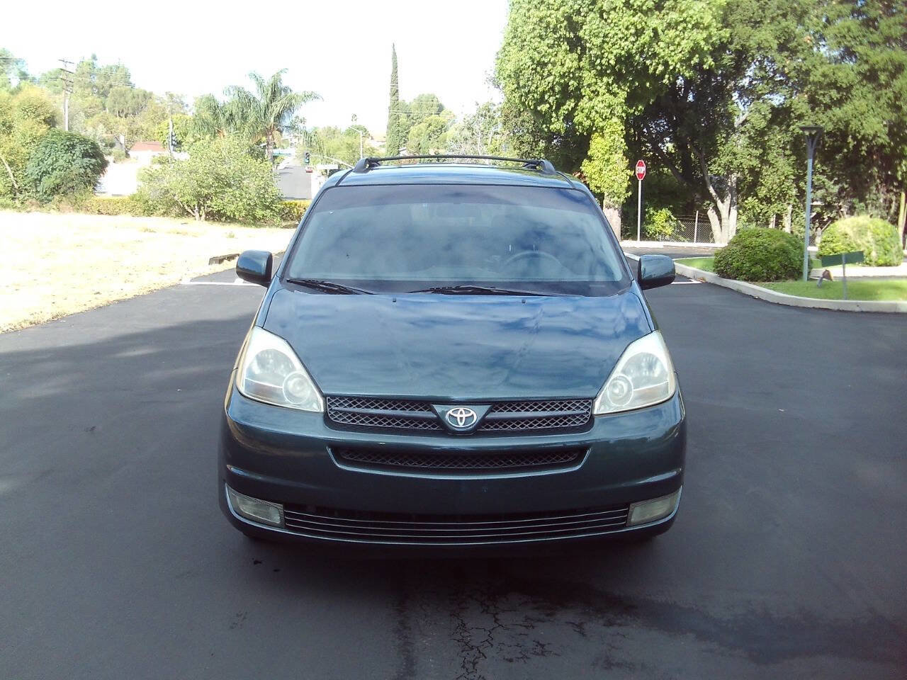 Used 2004 Toyota Sienna XLE image 7