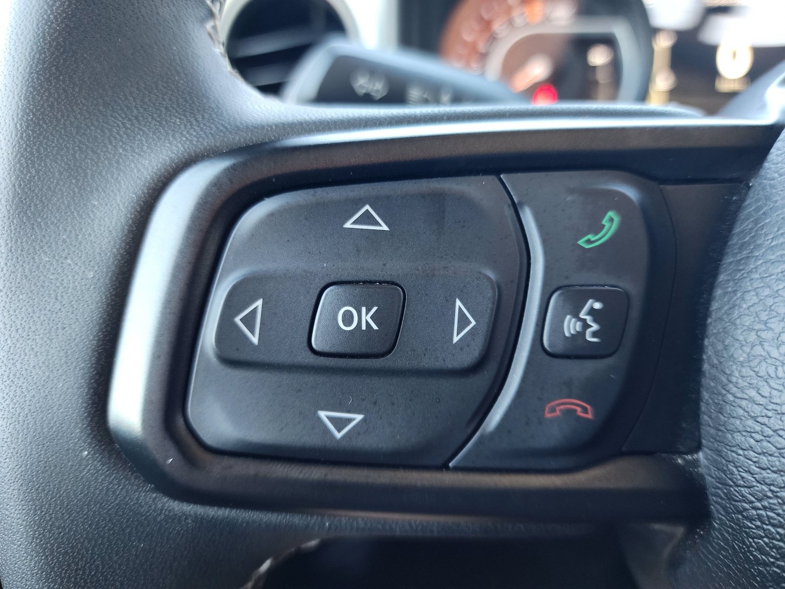 Used 2025 Jeep Gladiator Sport AWD/4WD image 18