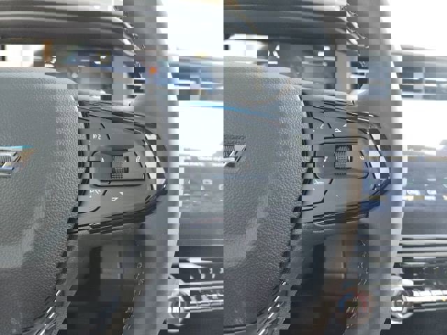 New 2027 Chevrolet Bolt LT w/ Comfort Package image 31