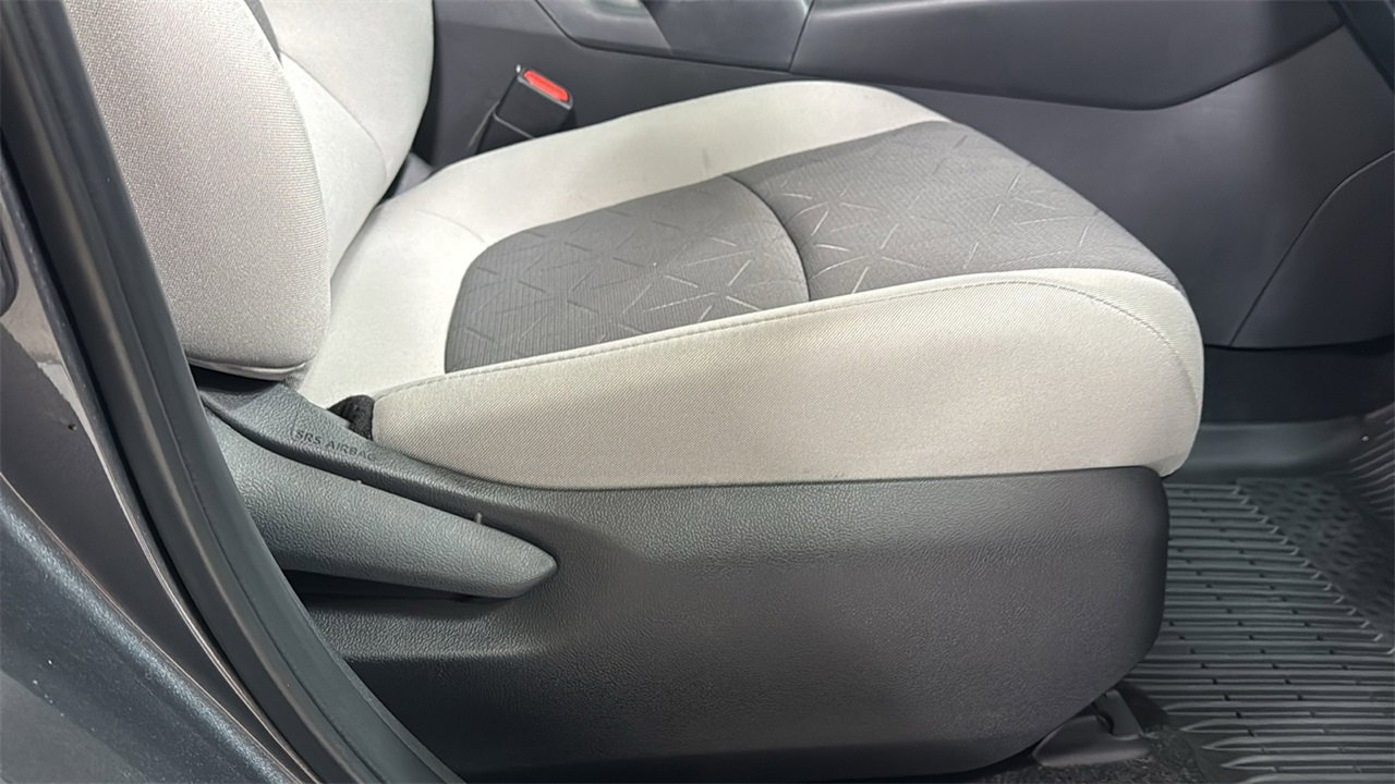 Certified 2025 Toyota RAV4 XLE w/ Convenience Package image 20