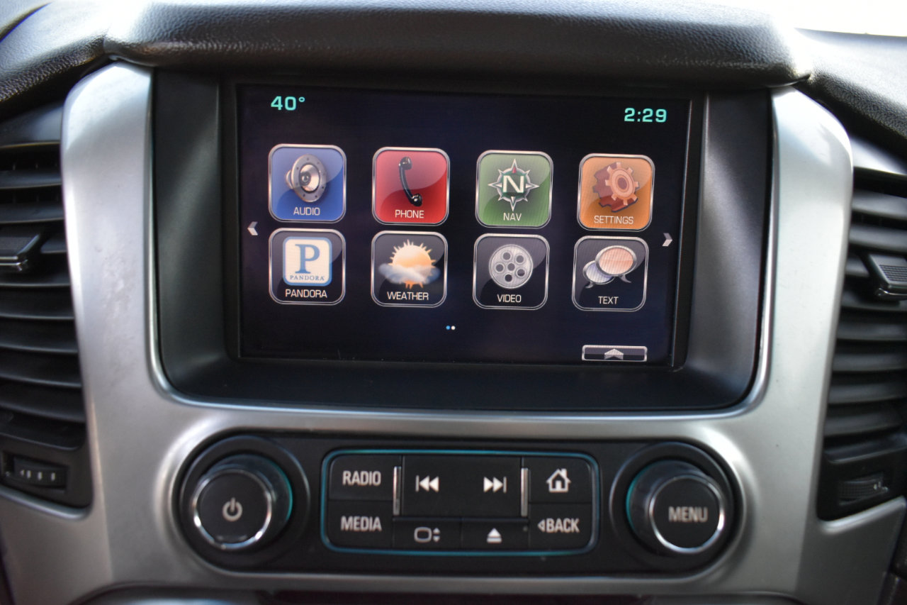 Used 2015 Chevrolet Suburban LTZ image 21