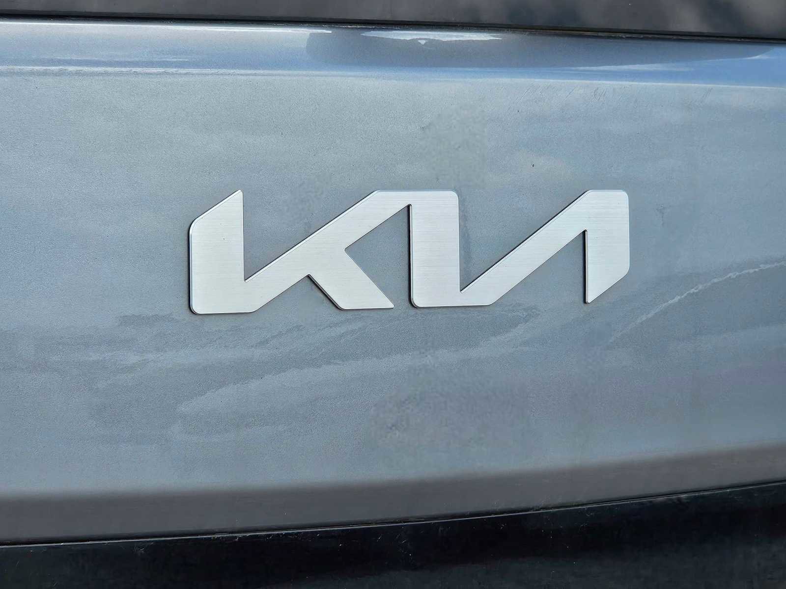 Certified 2025 Kia Soul LX FWD image 12