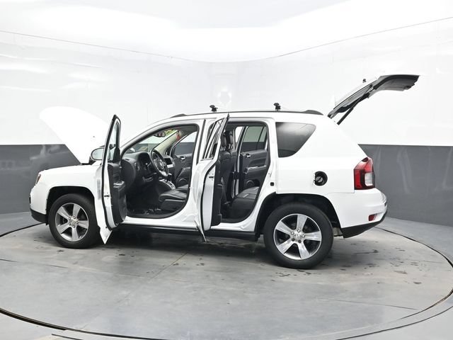 Used 2017 Jeep Compass High Altitude AWD/4WD image 40