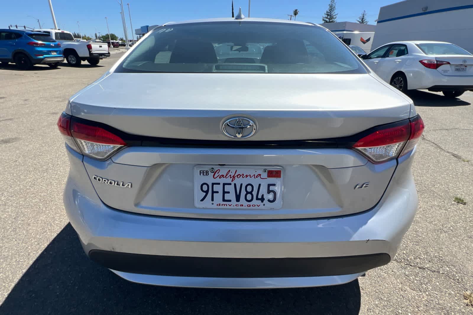 Used 2021 Toyota Corolla LE FWD image 5