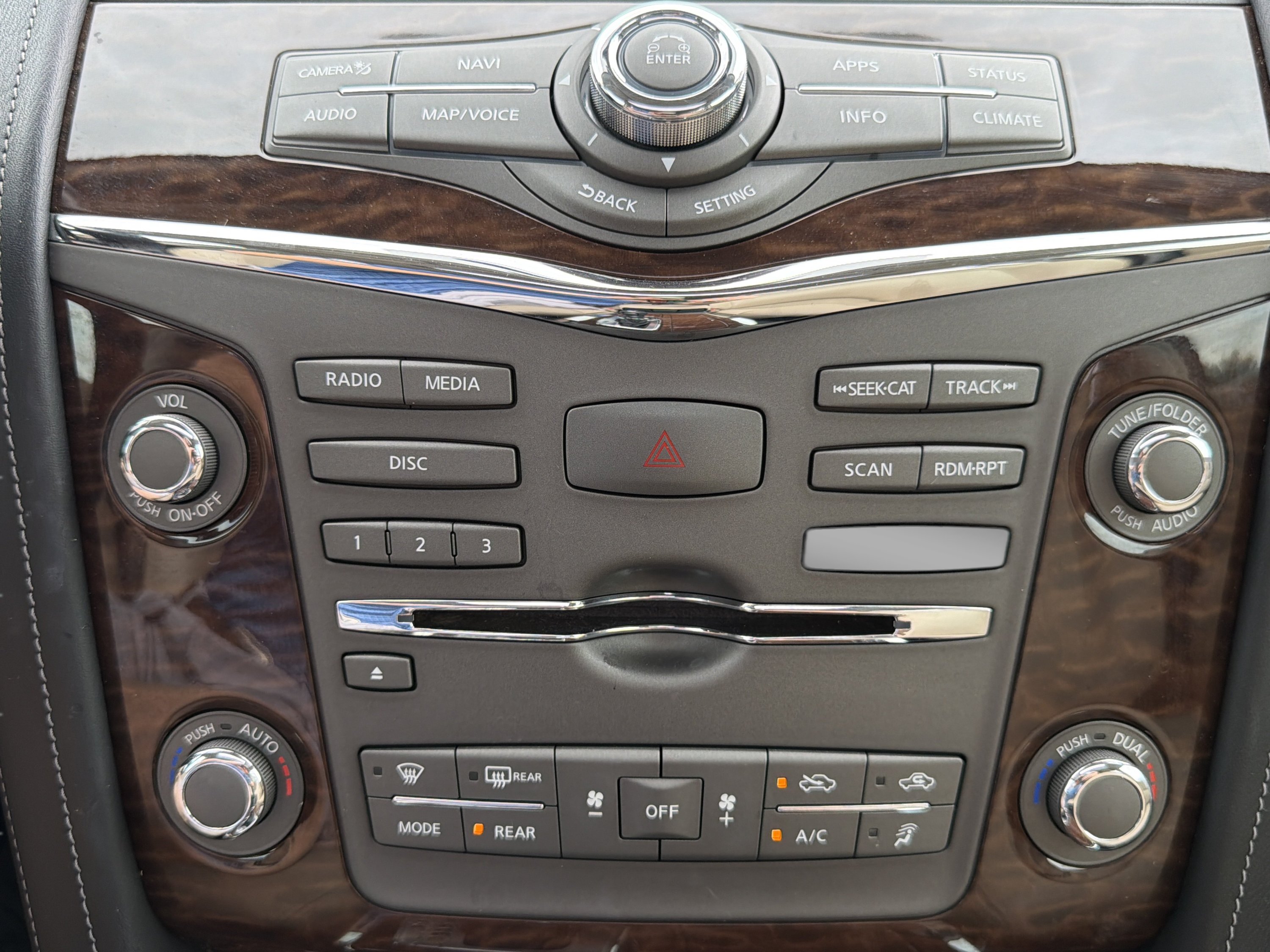 Used 2020 Nissan Armada SL w/ Premium Package RWD image 79