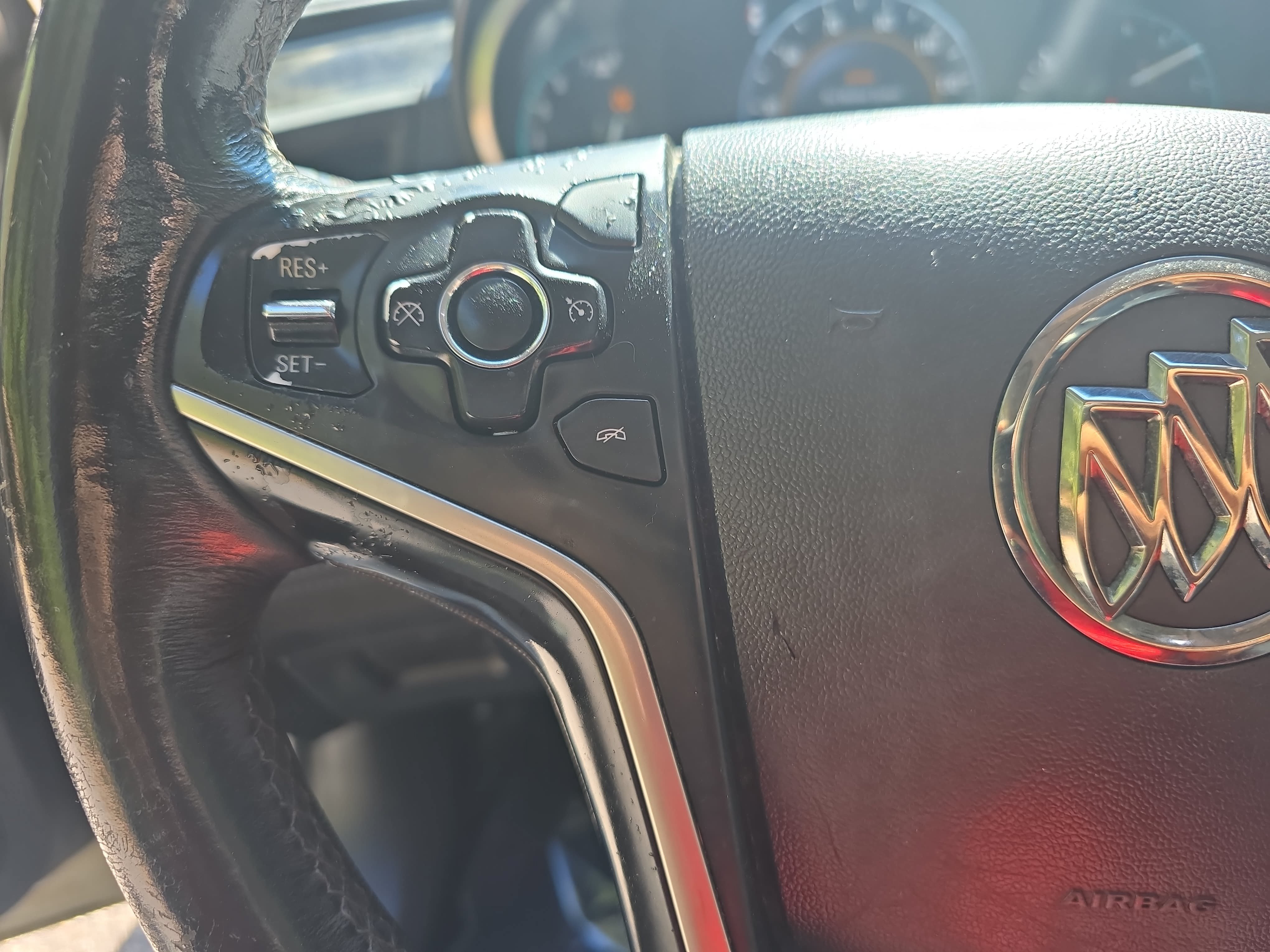 Used 2015 Buick LaCrosse Leather FWD image 16