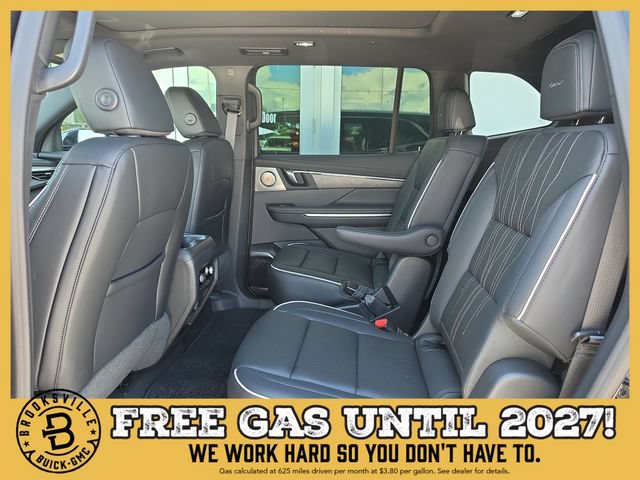 New 2027 Buick Enclave Avenir w/ LPO, Floor Liner Package FWD image 15