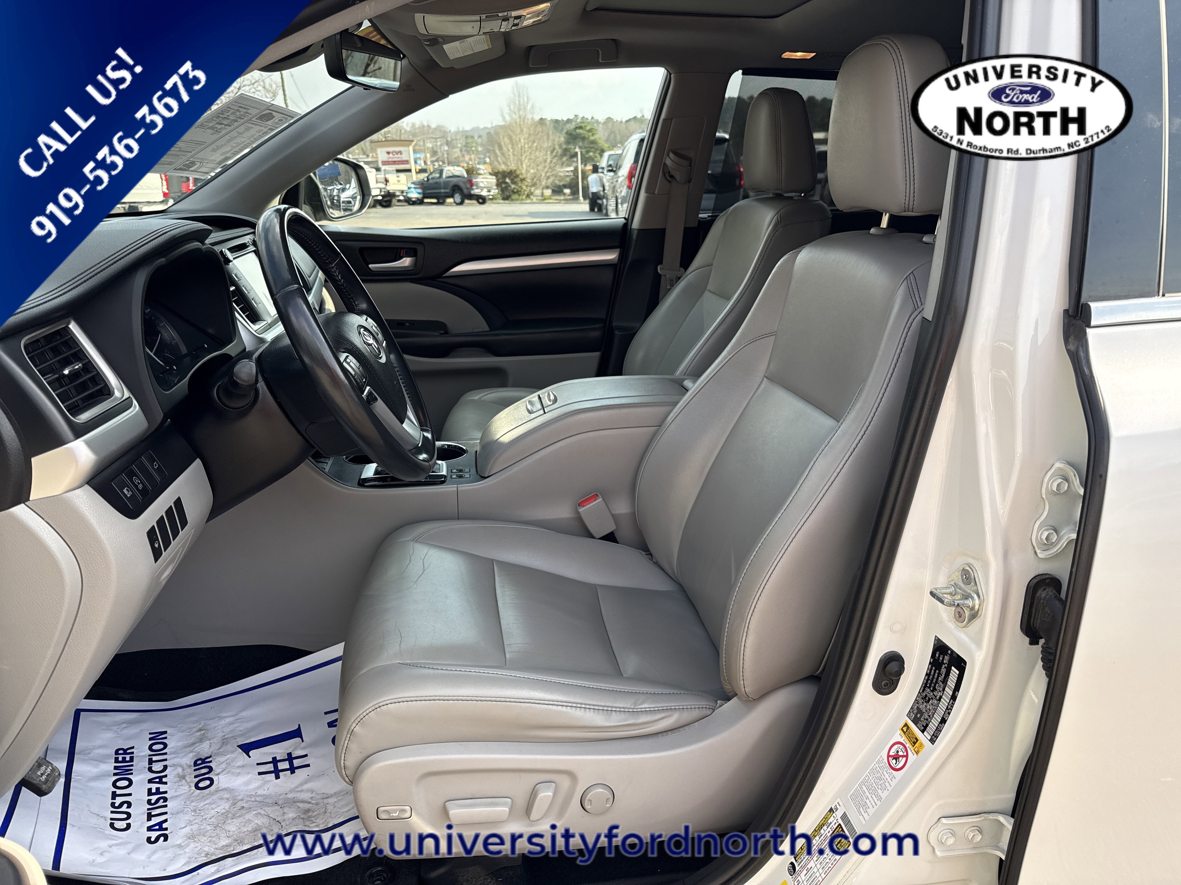 Used 2019 Toyota Highlander XLE image 17